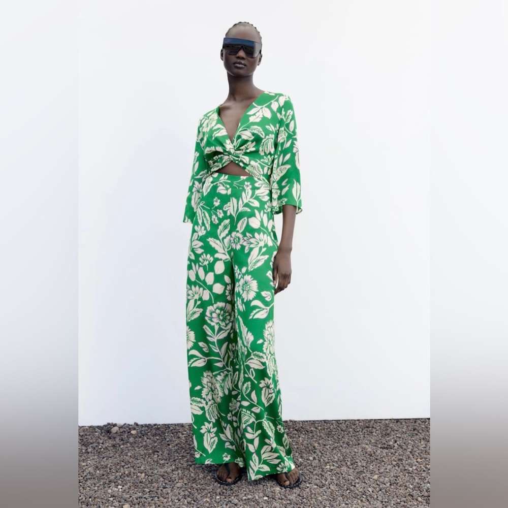 Brand New ZARA Printed Jumpsuit with Knot. Green/Multicolor